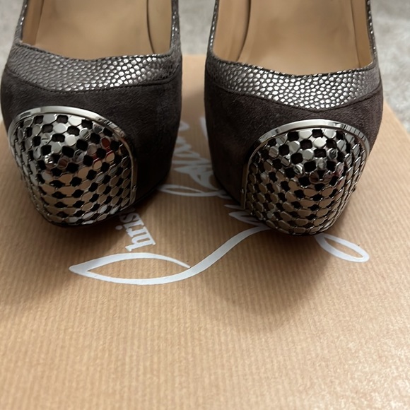 Christian Louboutin Maggie 140 Suede Chain Toe size 36/6 - Picture 6 of 6